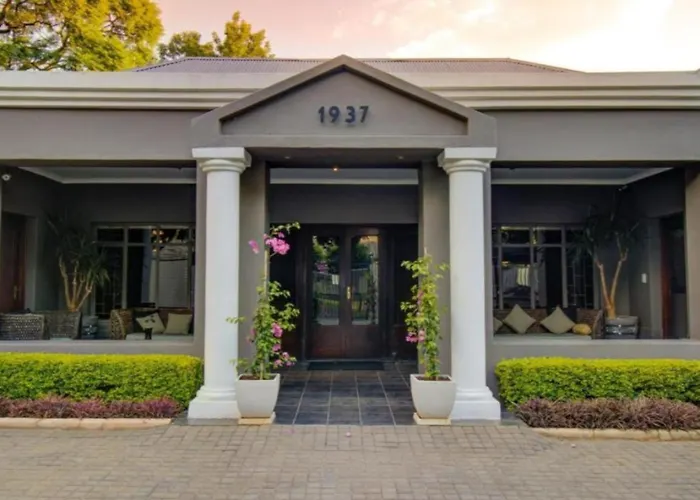 37 On Anderson Villa